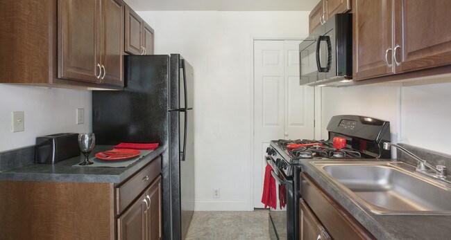 Photo - Alden Apartments