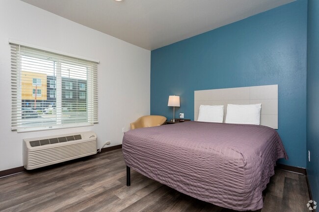 WoodSpring Apartments