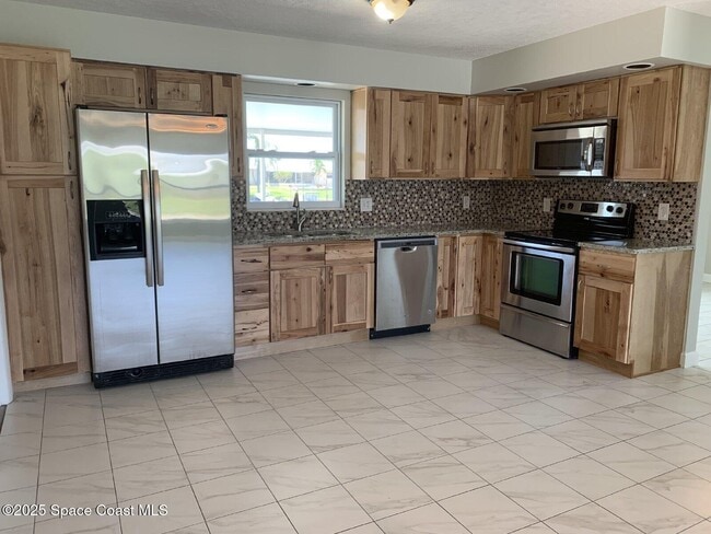 Photo - 465 Sundoro Ct