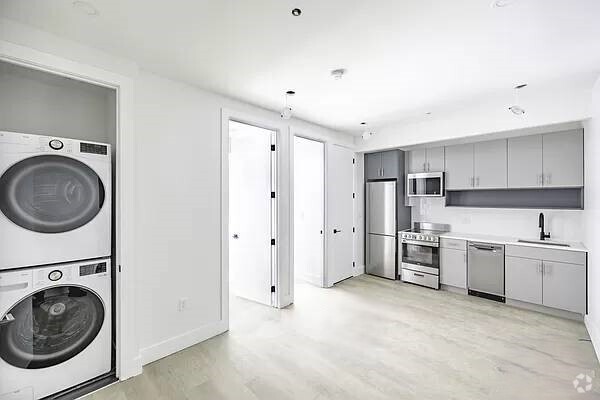 Building Photo - 283 S 2nd St Unit 1 Rental
