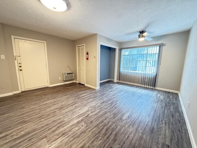 Photo - 2501 Yoakum Blvd Unit 16