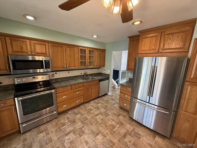 Photo - 4733 Nathan W