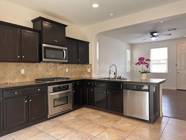 Photo - 3672 Etchings Way