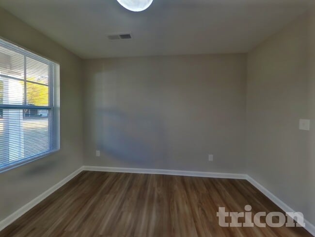 Photo - 1408 Logan Patrick Court