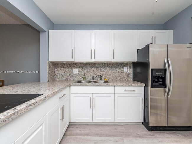 Building Photo - 2200 Park Ln Unit 209 Rental