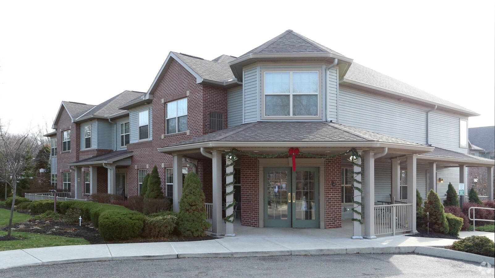 Pershing House - Pershing House
