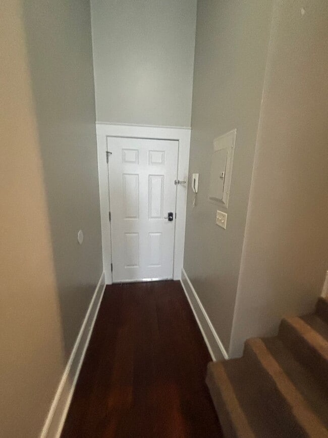 Photo - 130 N Ashley St