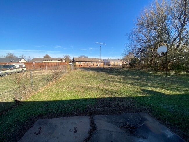 Photo - Charming 3 bedroom 1.5 bath