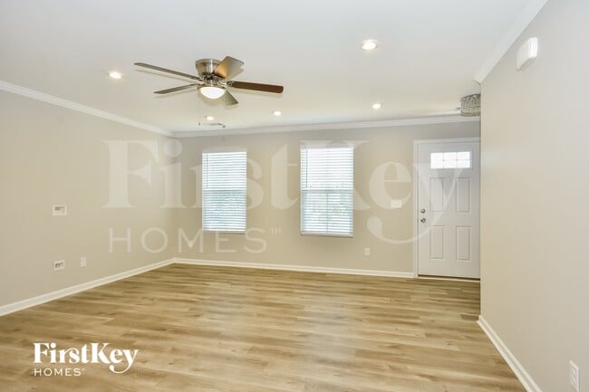 111 Norwich Ct