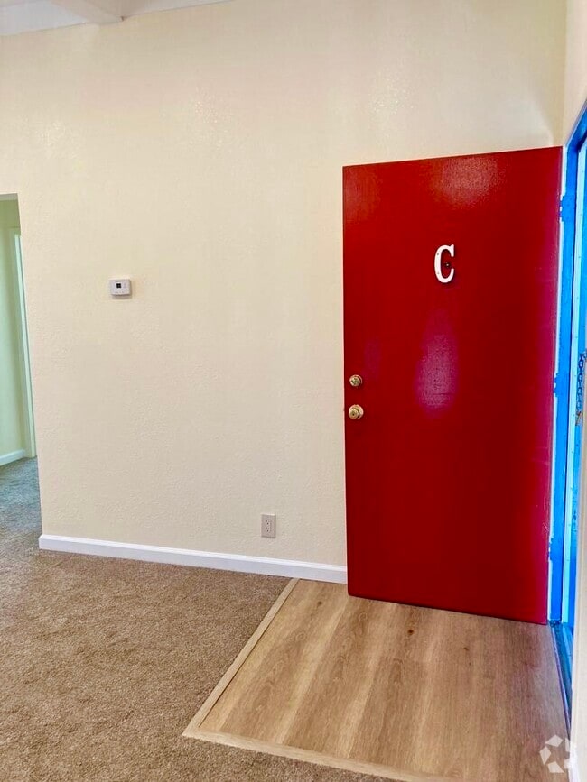 Building Photo - 907 Sharmon Palms Ln Unit C Rental