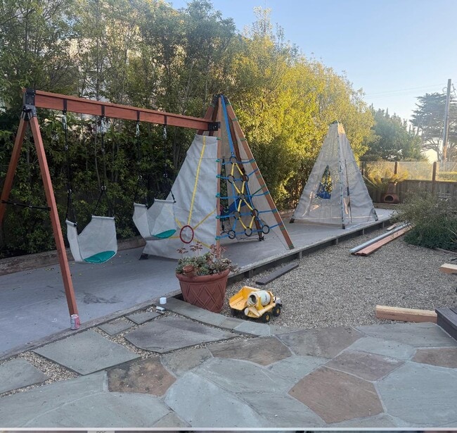 Photo - 139 Madrona Ave