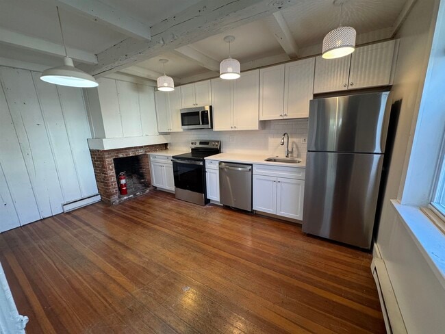 Photo - 134 Washington St