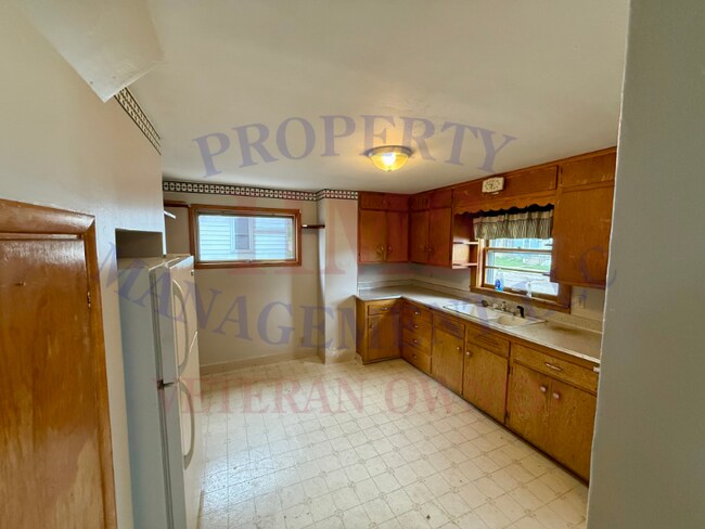 Photo - 803 Spring Ave