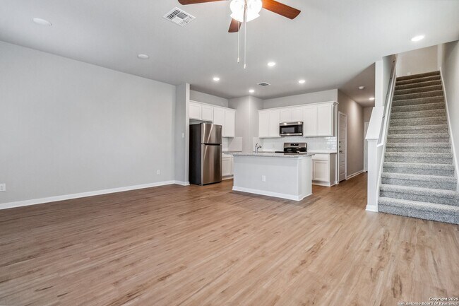 Photo - Luxury Townhome in Abbott Run!