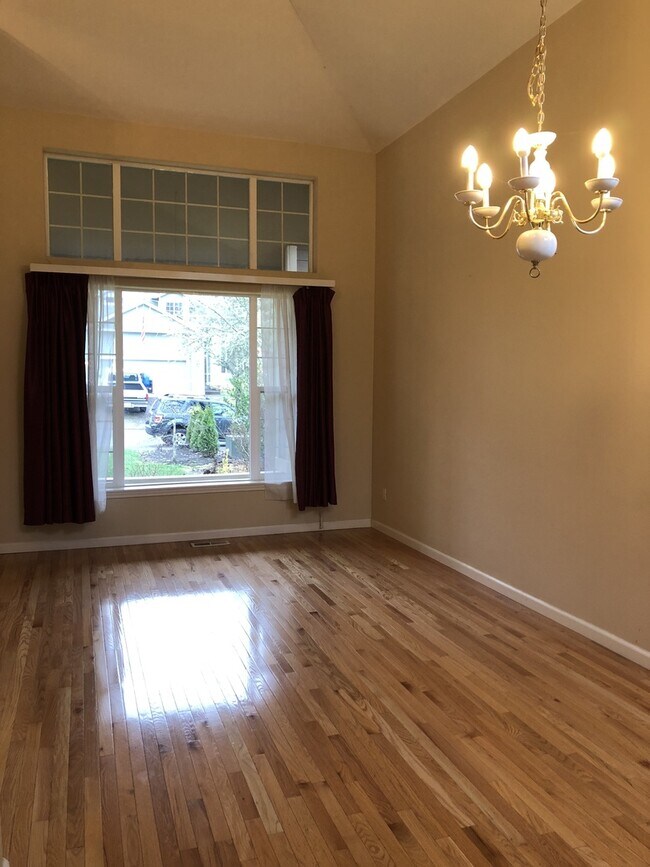 Photo - Beautiful 3 Bed + Bonus Room, 2.5 Bath Home!