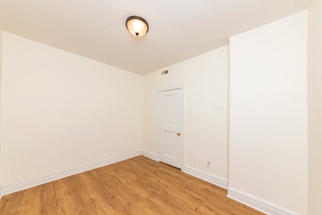 Photo - 4737 N Saint Louis Ave Unit 2