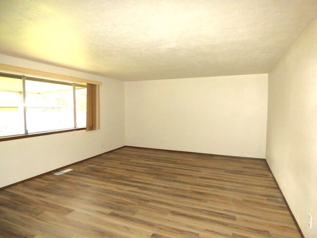 Photo - 3 bed 1.5 bath home in North Salem