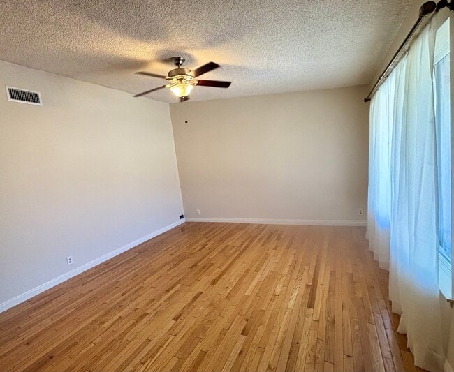 Photo - 21536 Carriso Rd