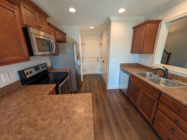 Photo - 903 Tanager Pl