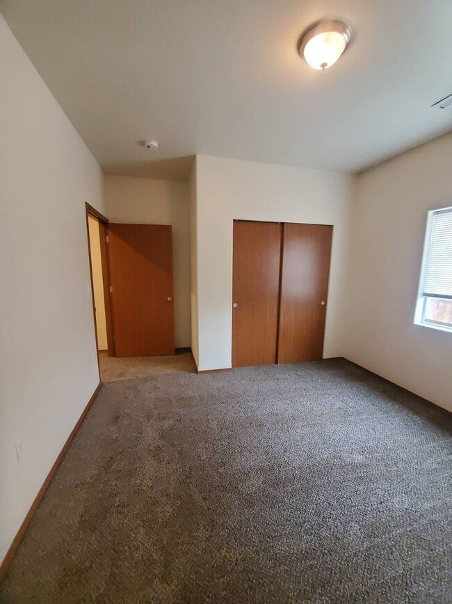 Photo - 1729 W Bemis St