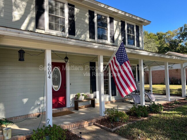 Photo - 6004 Players Pl