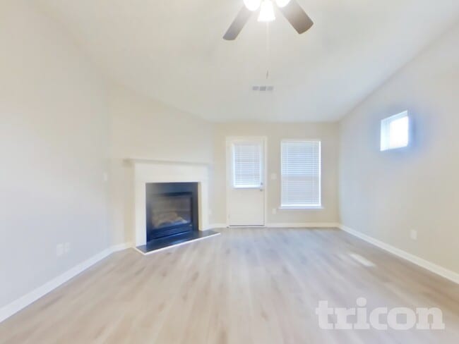 110 Slate Dr