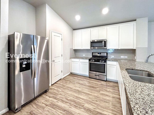 Photo - 5524 Bellissima Way