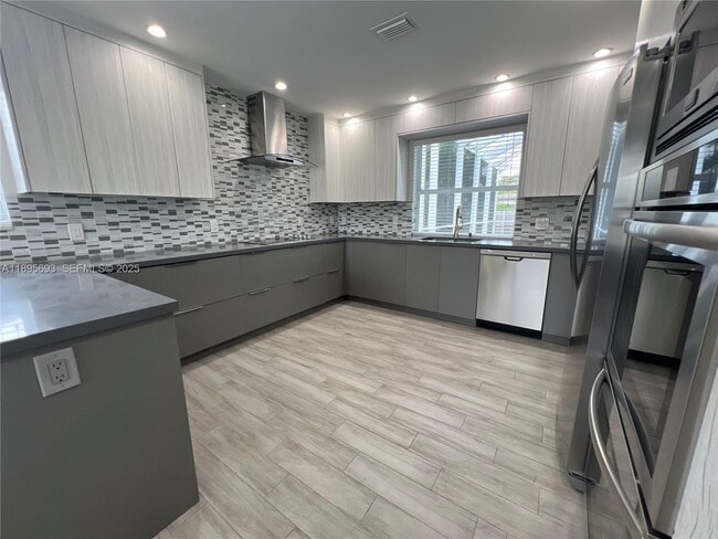 Photo - 1405 N 46th Ave