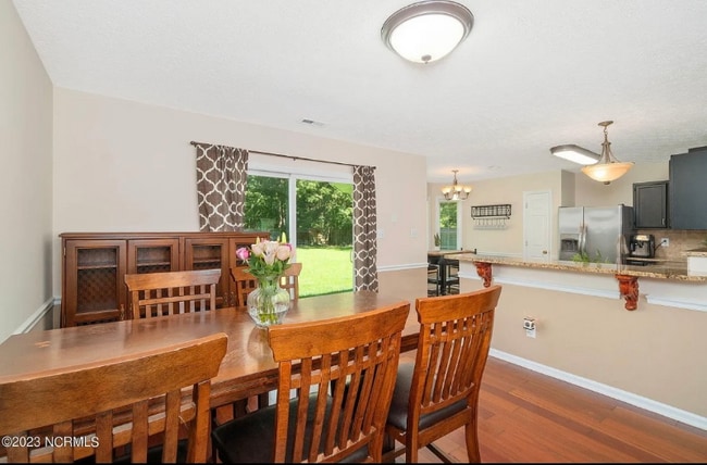 Photo - 106 7 Seas Dr