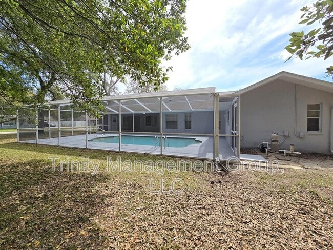 Photo - 7409 Balsam St