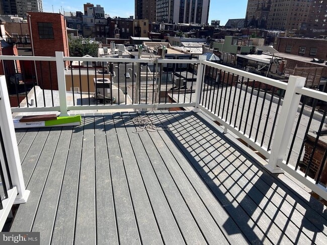 Photo - 2008 Chestnut St Unit #4