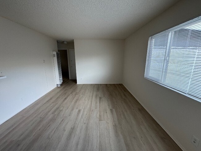 Photo - 656 3rd St Unit C