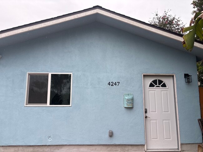 Building Photo - 4247 Governor Dr