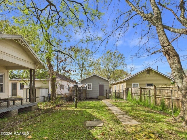 Photo - 419 Cleveland St