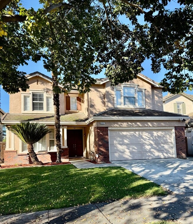 Building Photo - You’ll be proud to live in this home