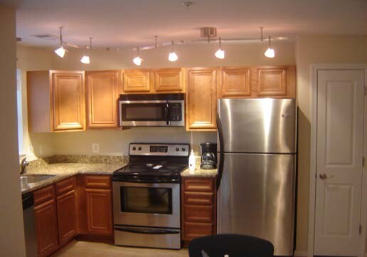 Kitchen - 2585 Naylor Rd SE Apartments