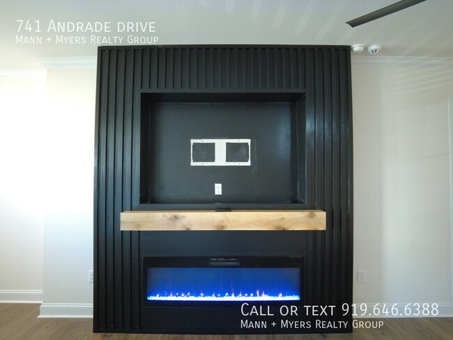 Photo - 741 Andrade Dr