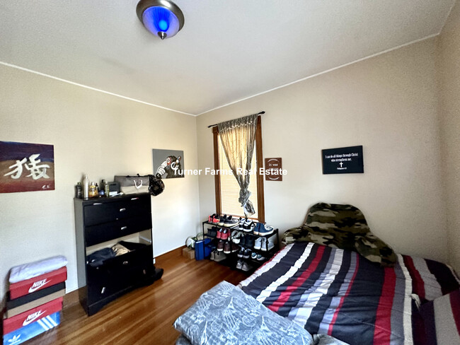 Photo - 18 Romsey St Apartments Unit 2