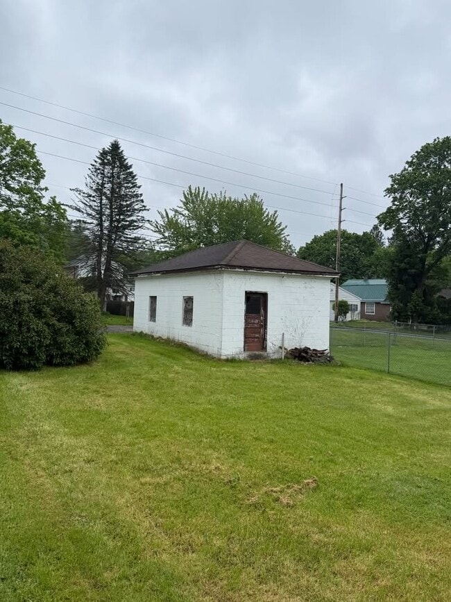 Photo - 411 Knarr St