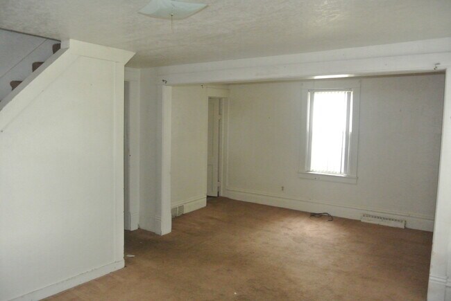 Photo - 2 Bedroom House!