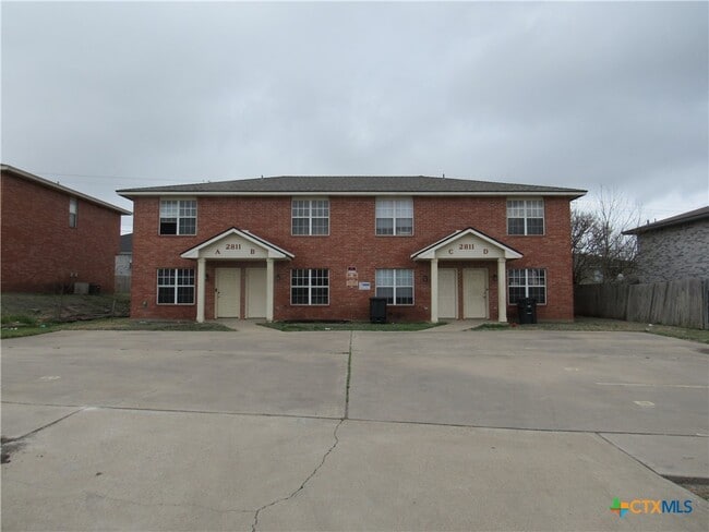 Building Photo - 2811 Cantabrian Dr