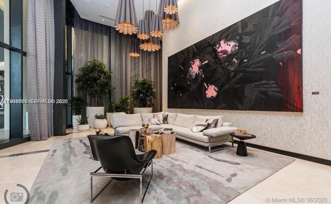 Photo - 55 SW 9th St Unidad 2307