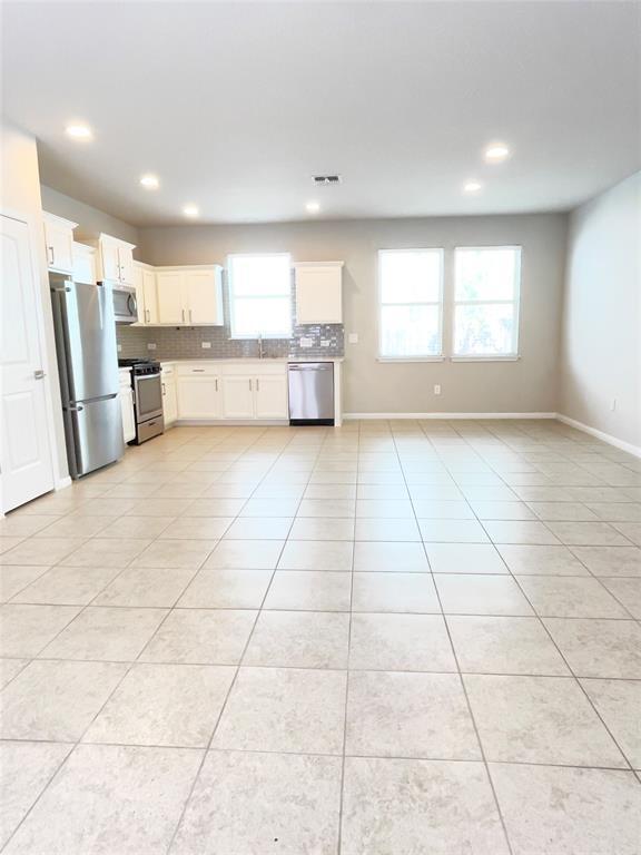 Photo - 363 Eagle Brook Ln