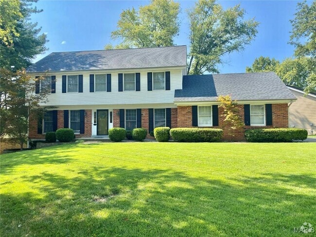 Building Photo - 677 Clovertrail Dr Rental