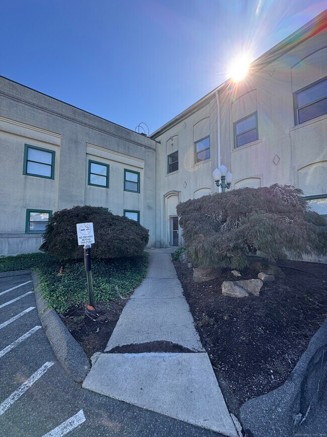 Photo - 21 Judd Square Unit 21