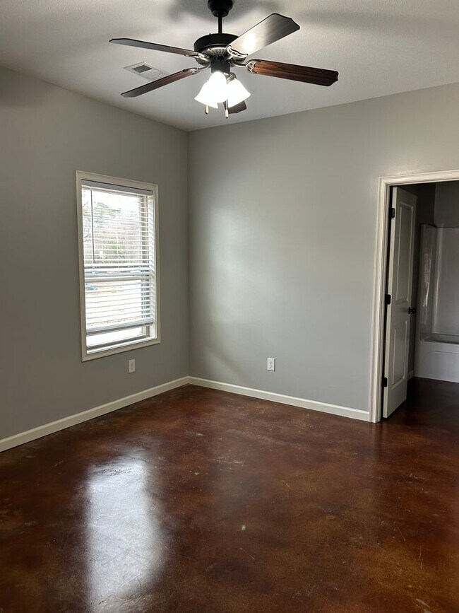 101 Private Rd 4017