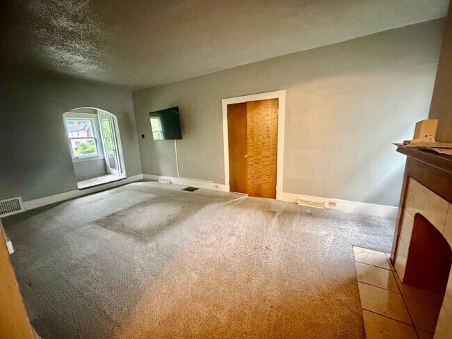 Photo - 1133 Wade St