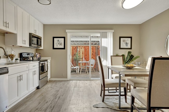 Building Photo - Parkside Gardens Rental