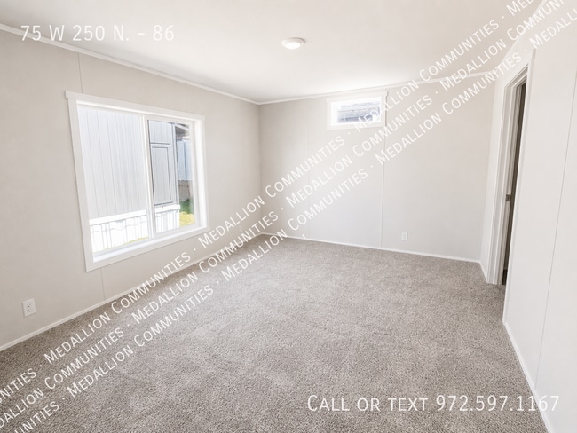 Photo - 75 W 250 N