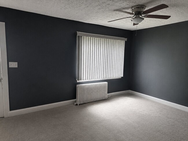Photo - 4212 Clay St NE